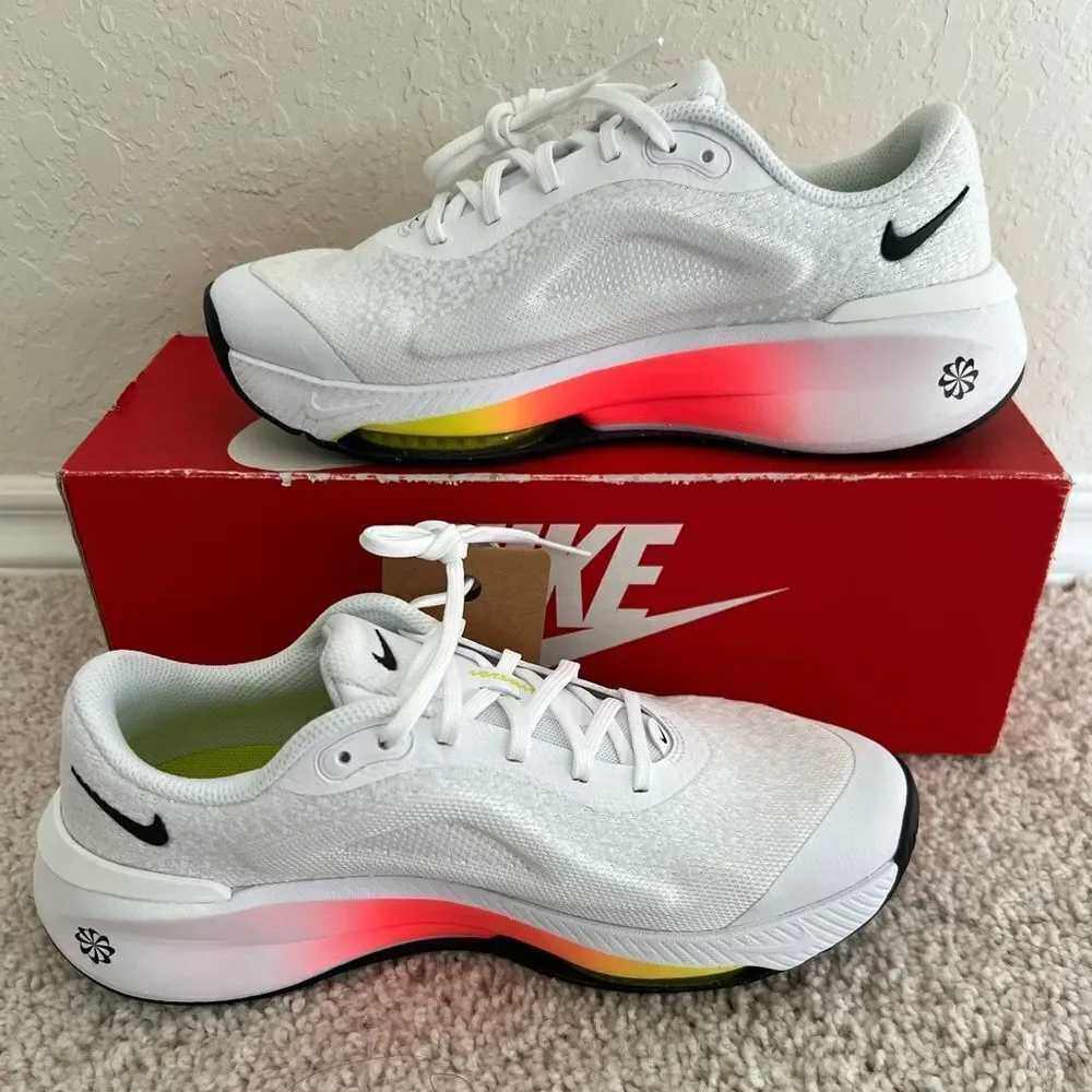 NIKE Women Versair White Black Cyber Volt